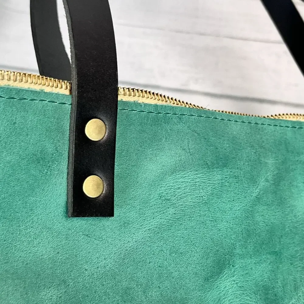 Portland Leather Goods Green Black Leather Handbag Tote Zip Close Pockets 12x15